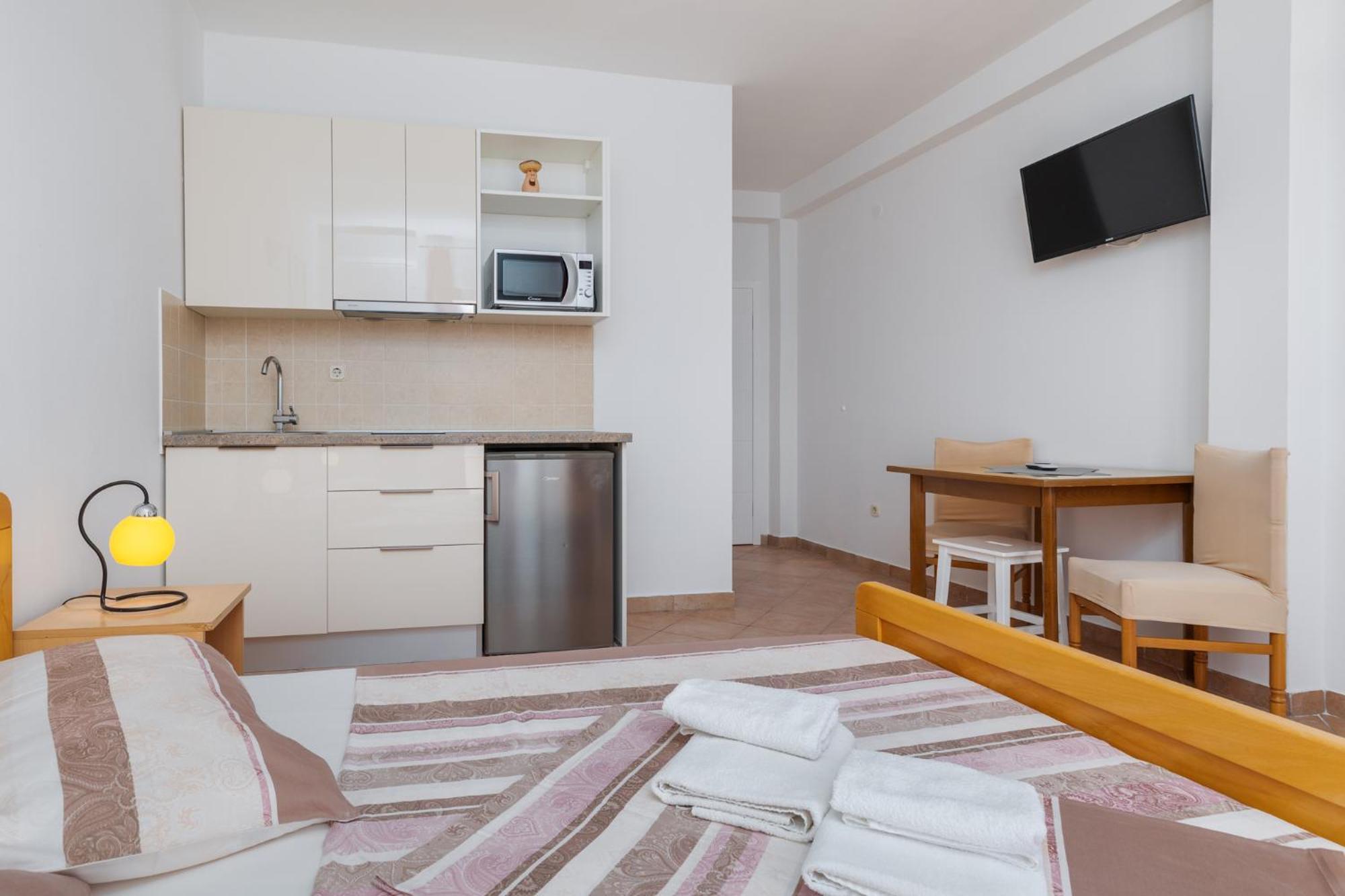 Sita Apartmani Lokva Rogoznica Quarto foto